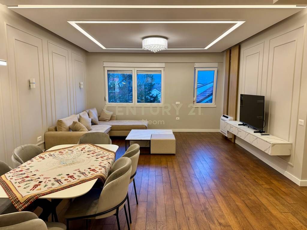 Apartment 3+1+2+Parking Space for sale at Dry Lake