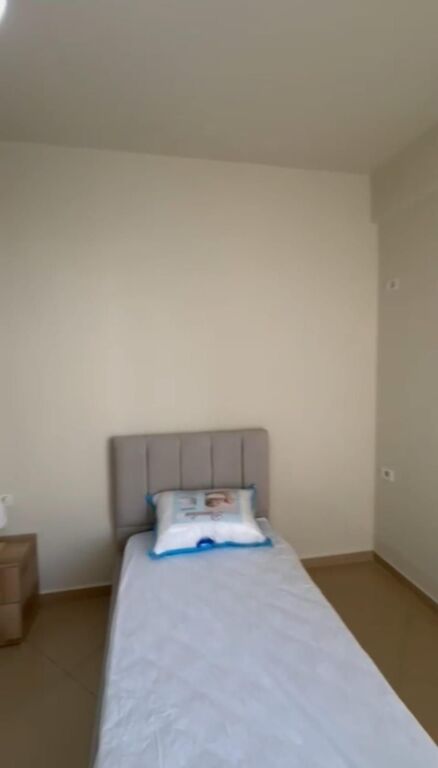 American 3 For Rent 2+1+2 Golden Park