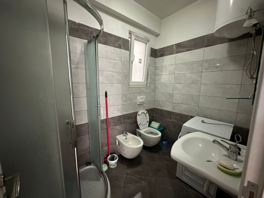 Apartment 2+1+2 , 5 May