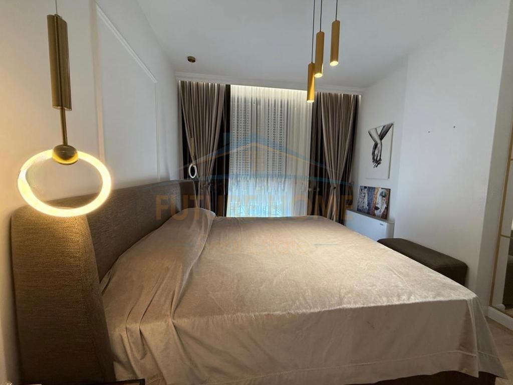 Shitet apartament 2+1+2+depo+2 Ballkone tek ASL prane Oxhakut!