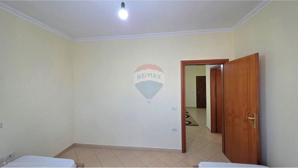 🏡 APPARTAMENTO 2+1 IN AFFITTO – VLORË