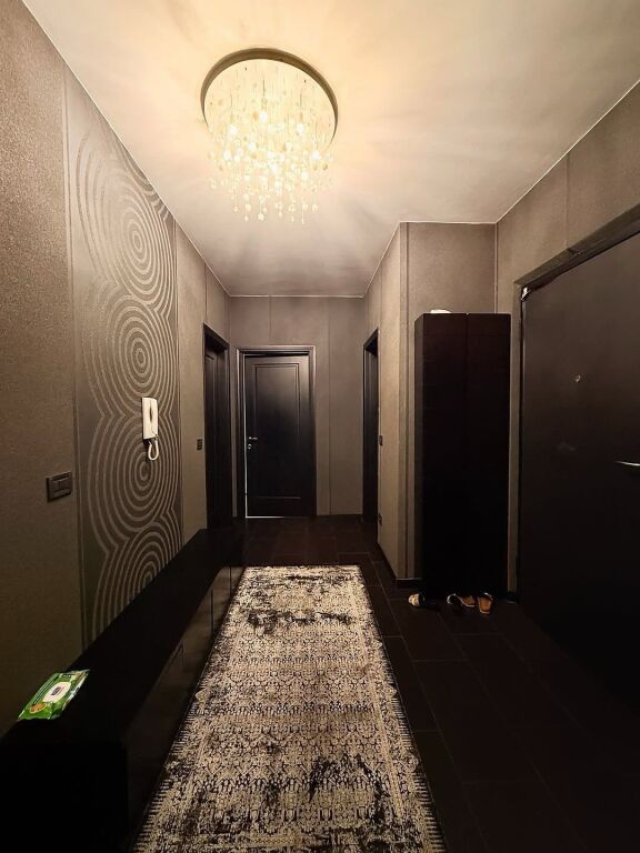 Shitet Apartament 2+1📍Libri Universitar, rruga Abdyl Frasheri