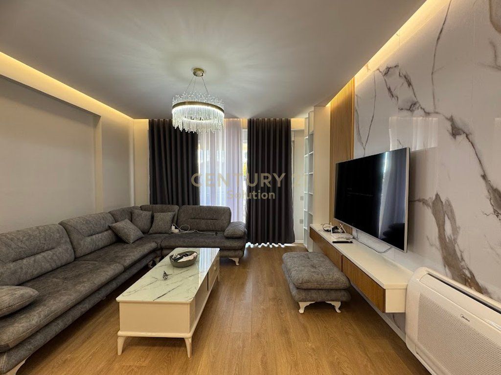 Apartment 2+1+2 Parking Spaces
