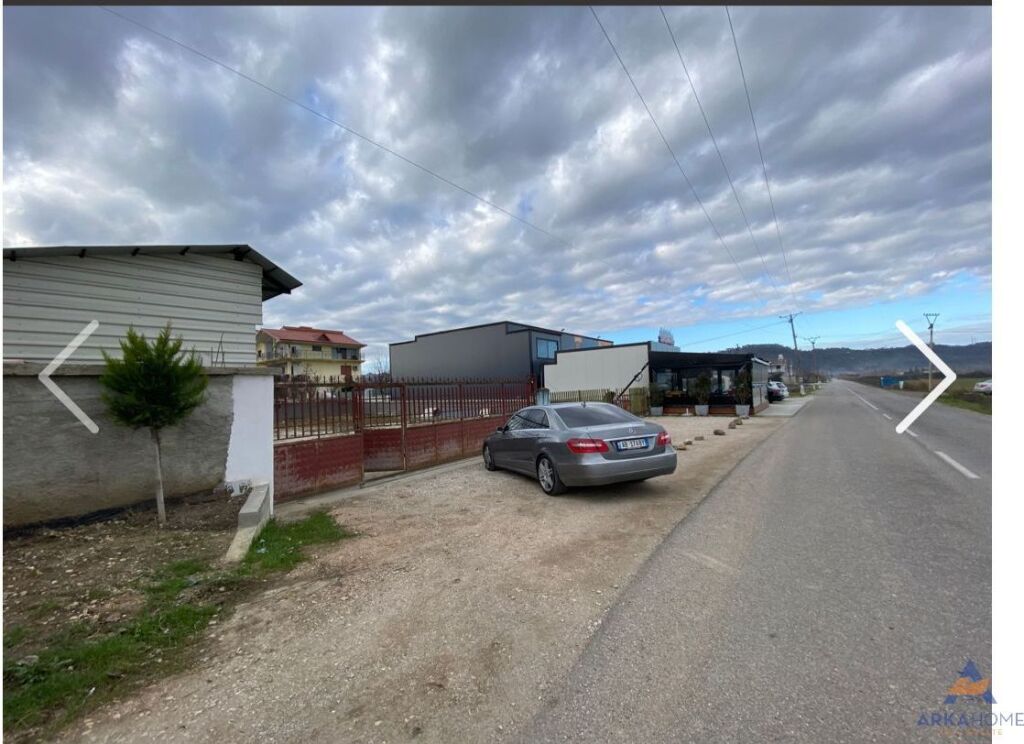 BUSINESS PREMISES FOR RENT 800M2 LAKNAS, RINAS 50,000 LEKE