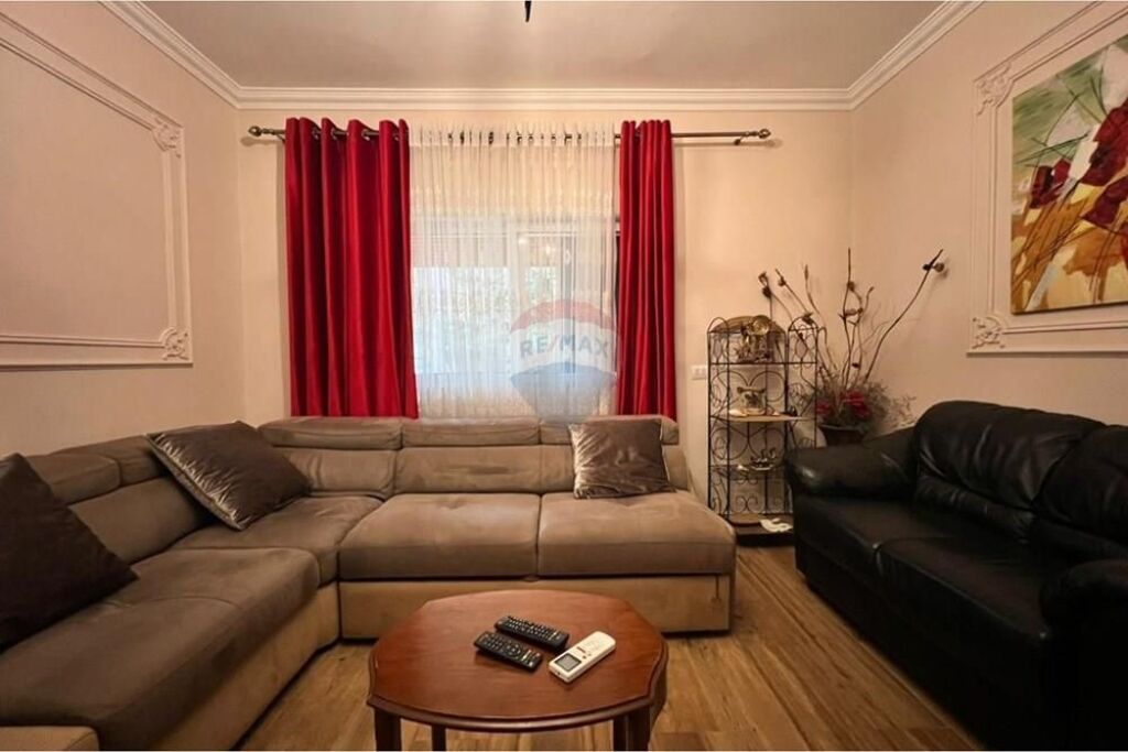 Villa - For Sale - Mali i Robit, Durrës