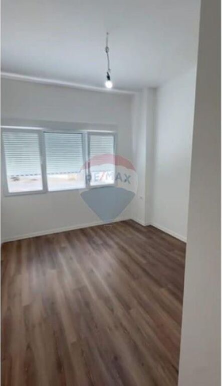 Apartment - For Sale - Muhamet Deliu Street, Tirana(ID: 530571006-27)