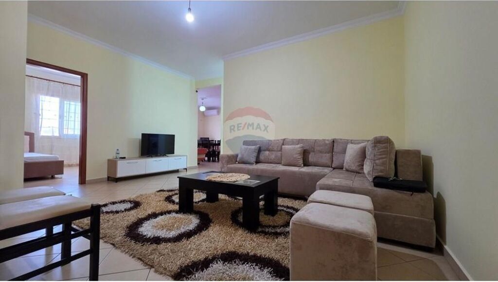 🏡 APPARTAMENTO 2+1 IN AFFITTO – VLORË