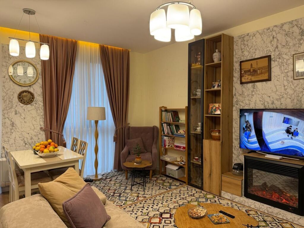 Modern Apartment for Rent at Former Dinamo Factory - 5th May Street !!