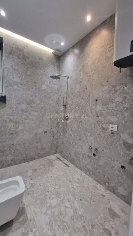 Apartment 2+1+2 for Sale at Dry Lake
