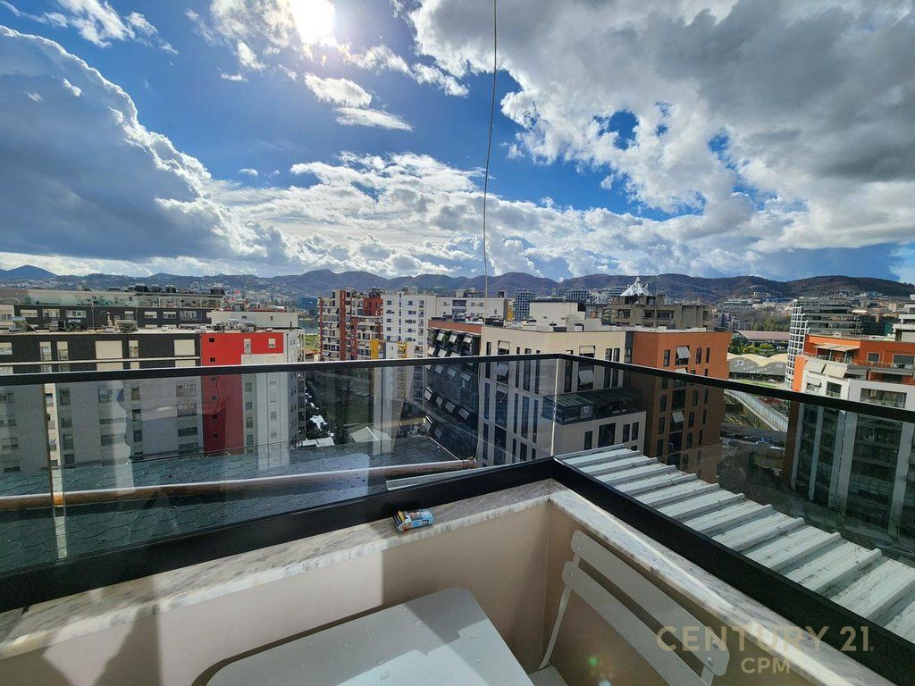 1+1 Apartment for rent at the Tirana Lake