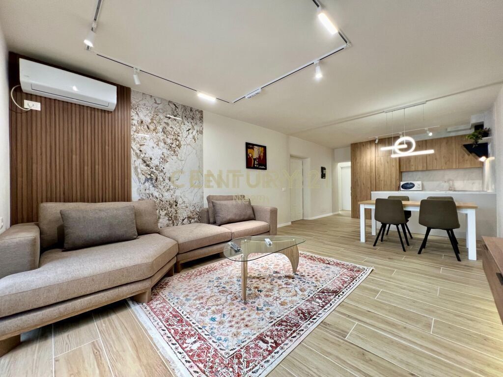 QIRA, APARTAMENT MODERN 2+1 me OBORR &amp; 2️⃣ POSTE PARKIMI‼️