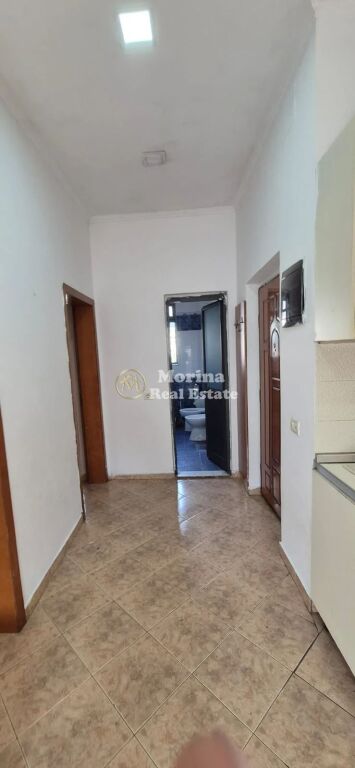 Shitje | Apartament 2 + 1 | Rruga Bardhyl | 128000 €