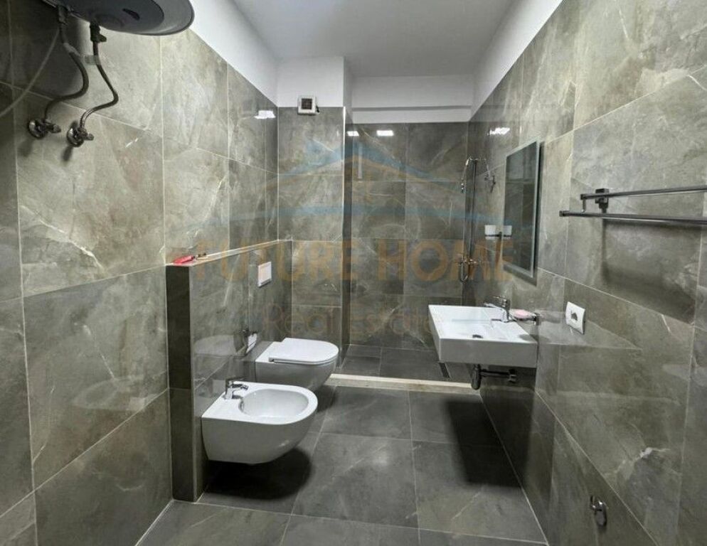 Qira, Apartament 1+1, Porcelan, Tiranë
