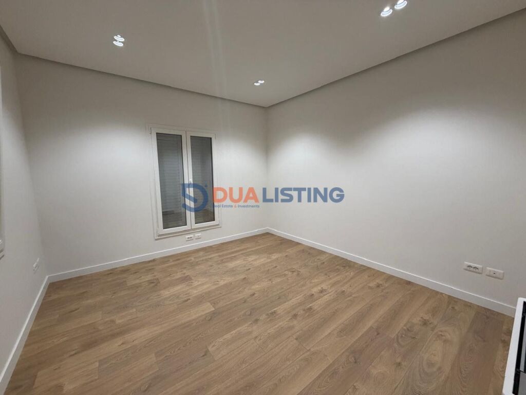 Premium building for rent, Elbasanit St.!