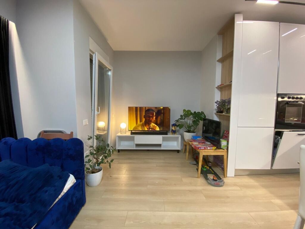 Jepet me qira apartament 1+1