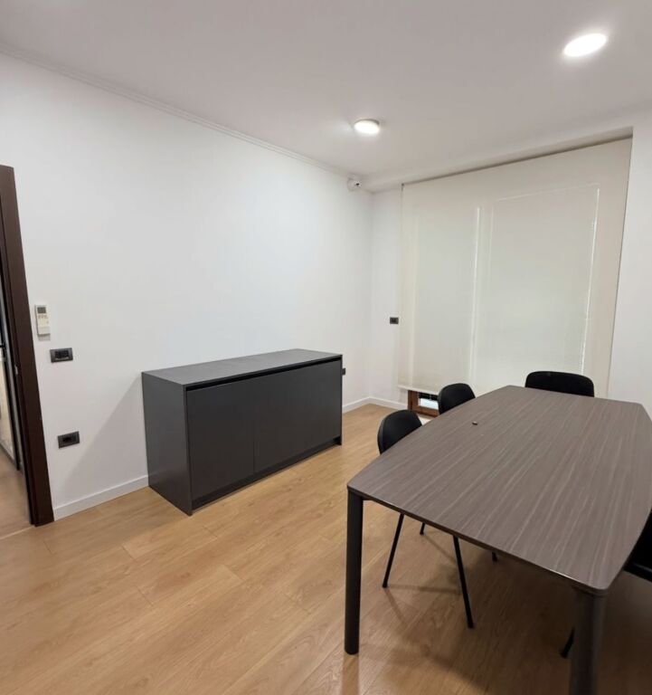 We rent out Office Space at the Delijorgji Complex