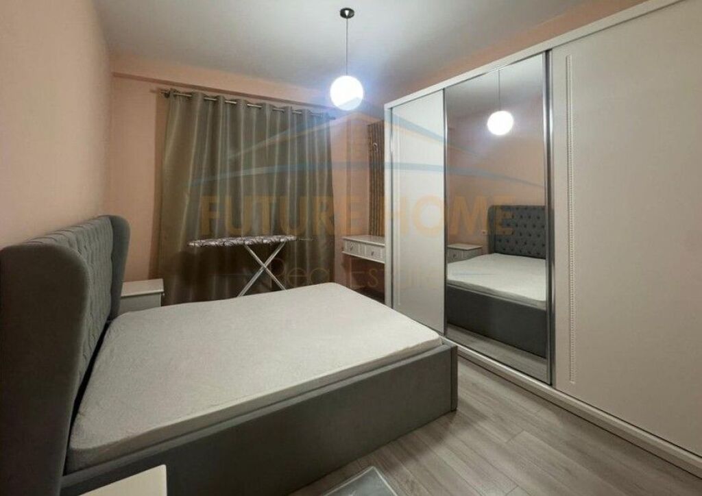 Qira, Apartament 1+1, Porcelan, Tiranë