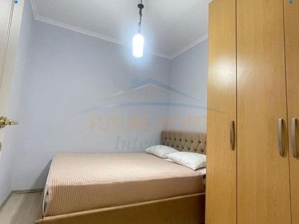 Shitet, Apartament 3+1+2, Vasil Shanto, Tiranë.