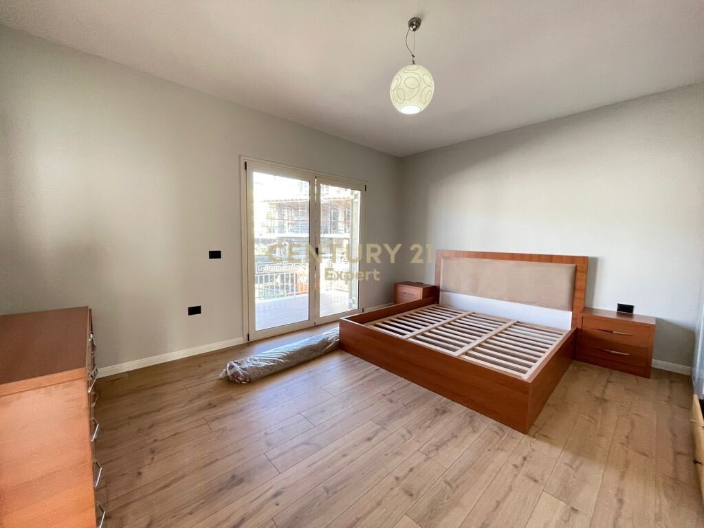 FOR RENT 2+1 APARTMENT VILLA FLOORS NEAR THE BRIGADE PALACE!!!