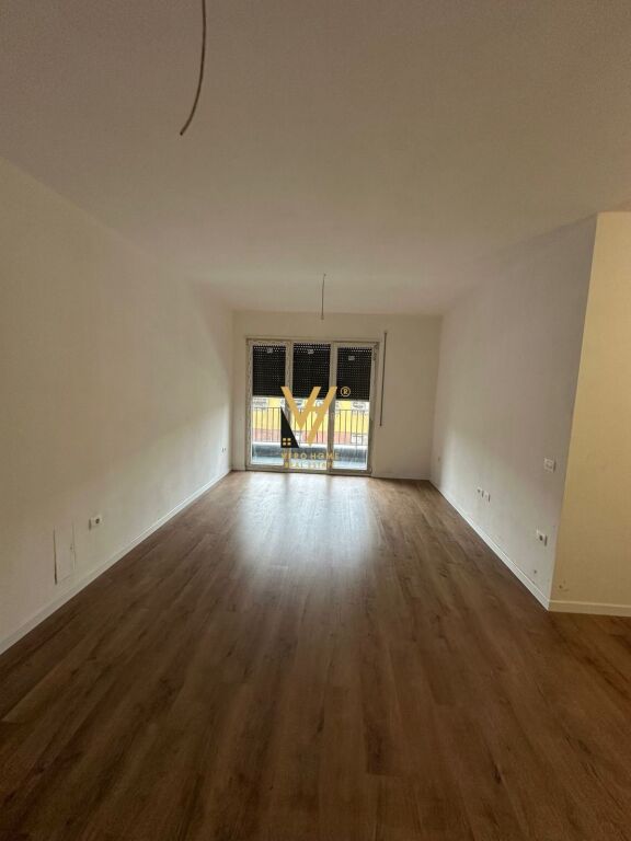 OFFICE 110 M2 FOR RENT AT 5 MAJI 85,000 LEKE