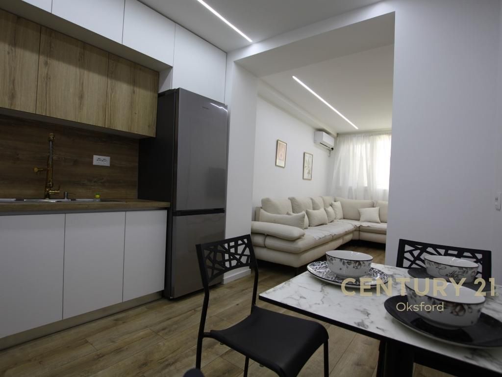Appartamento 1+1 in affitto, in via "21 DHJETORI"!