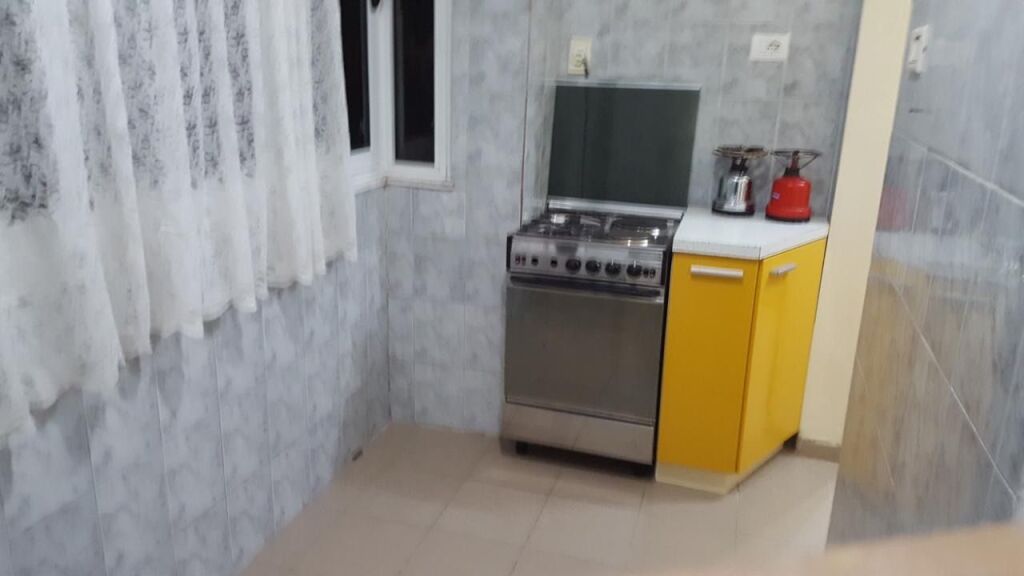 Apartament 3+1, Kongresi i Lushnjes!