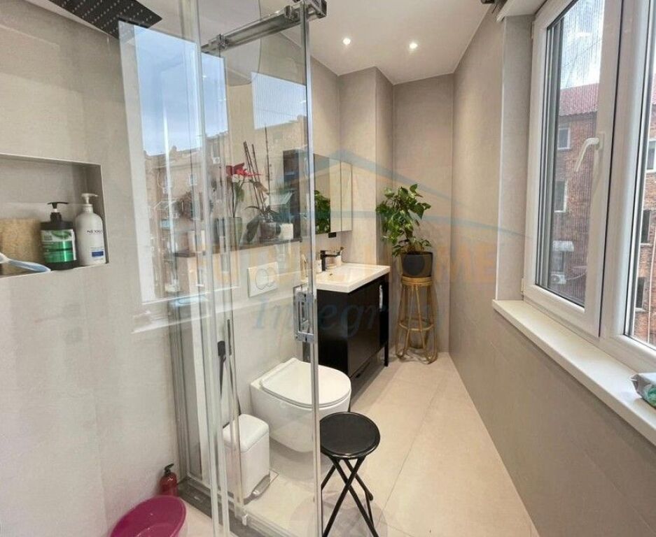 Qera, Apartament 2+1+2, Shallvaret, Tiranë..