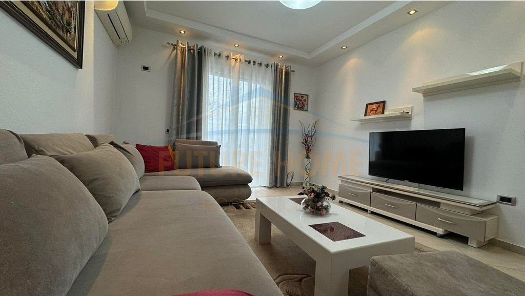 Rent, Apartment 2+1, Elbasan Street.