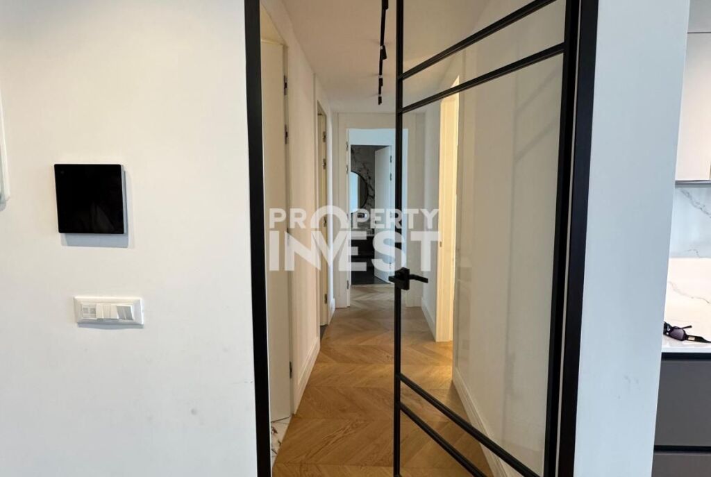 Apartment 2+1+2+parking space for sale at Lake View Residence, Lake