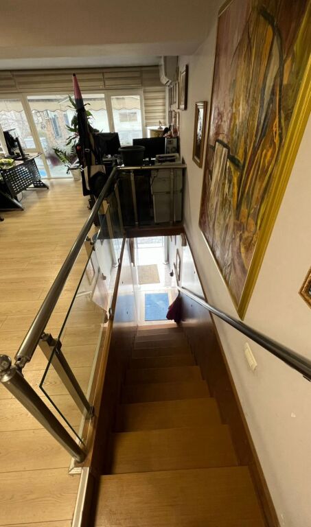 UFFICIO IN AFFITTO 55 M2 COMUNE DI PARIGI 800 EURO