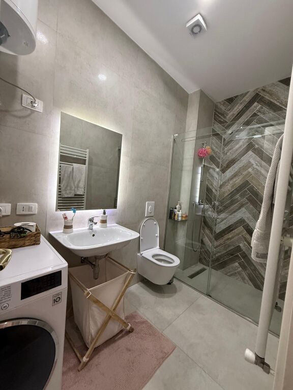 Apartment 2+1+2 for rent - Elbasan Street