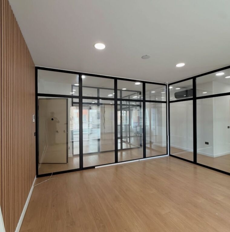 We rent out Office Space at the Delijorgji Complex