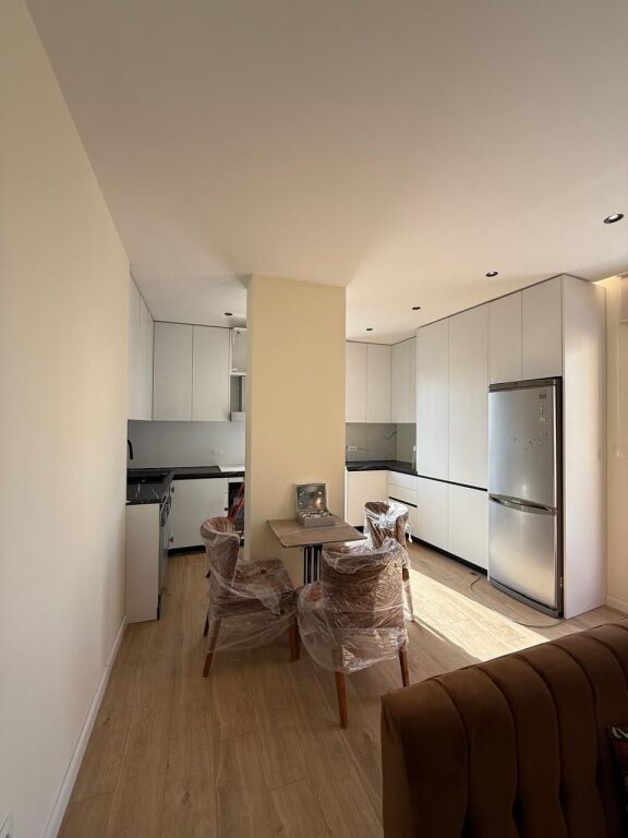 Apartament 2+1+2+verande , Siri Kodra