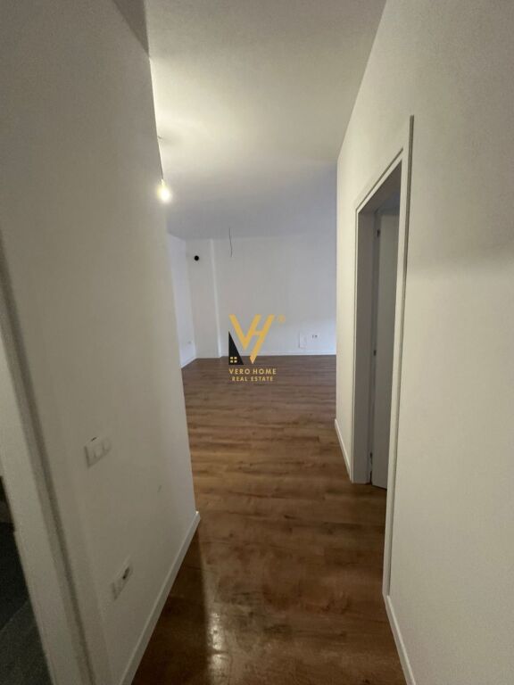 OFFICE 110 M2 FOR RENT AT 5 MAJI 85,000 LEKE