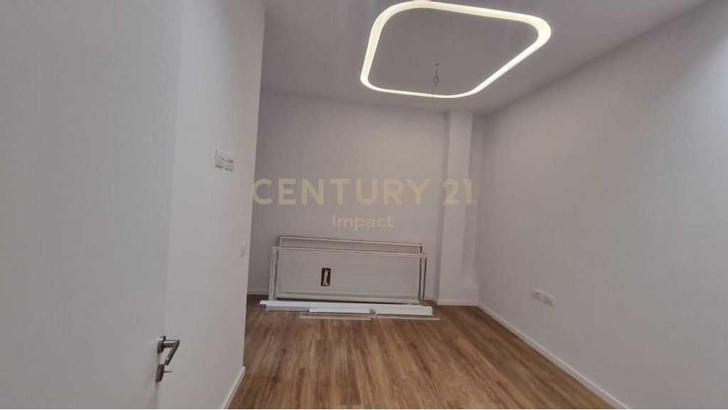Apartment 2+1+2 for Sale at Dry Lake