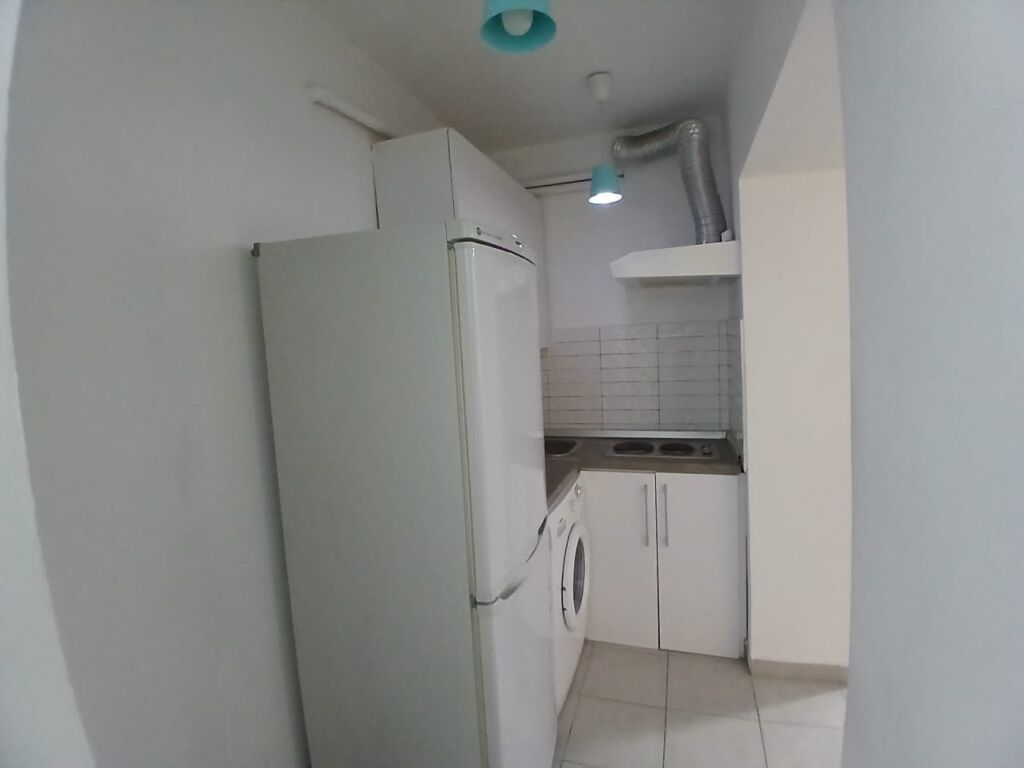 Apartament 1+1, Rruga e Durresit!