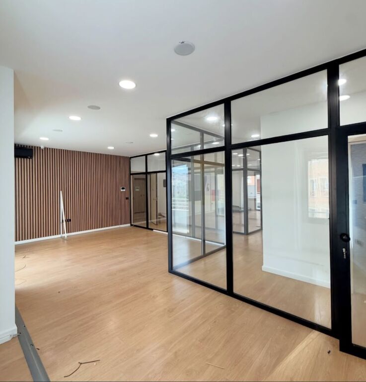 We rent out Office Space at the Delijorgji Complex