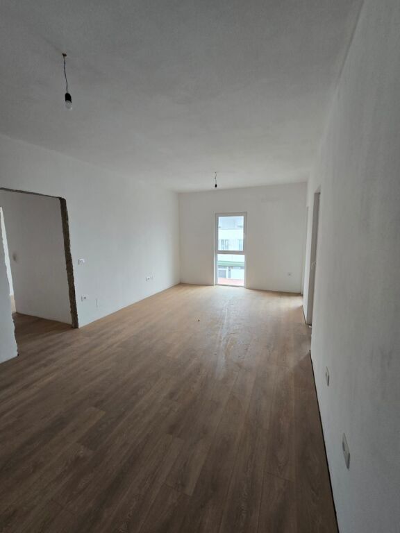 📌Shitet Apartament 2+1+2 – Kompleksi Tirana Entry 2