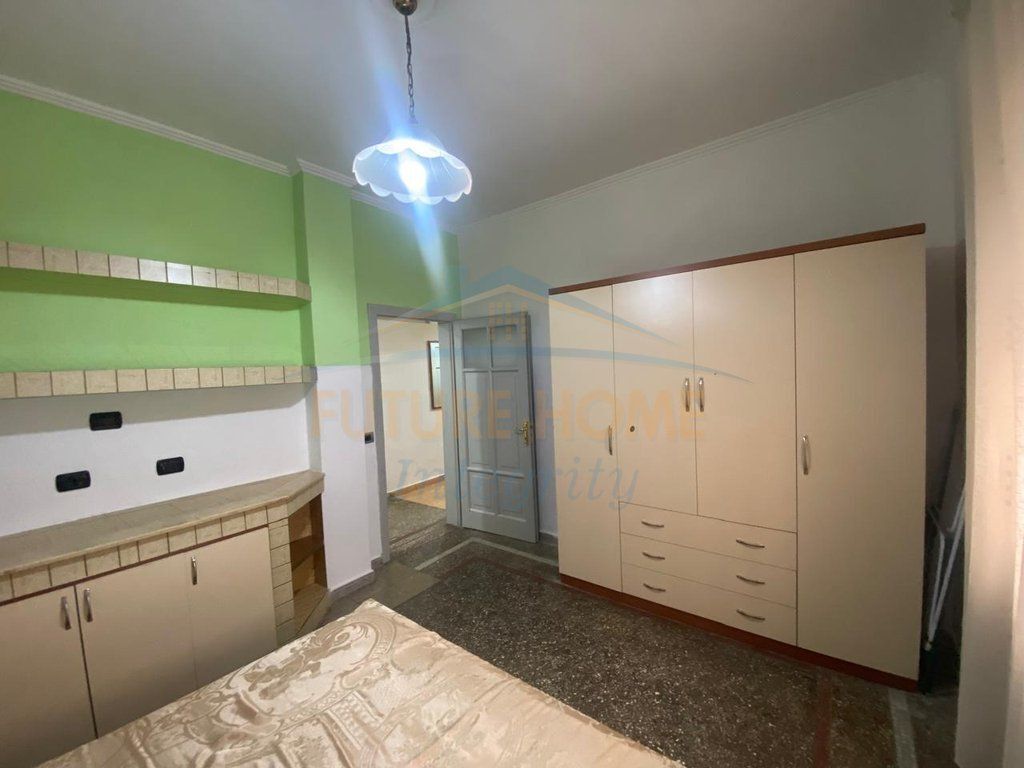 AFFITTO 1° PIANO CASA PRIVATA, VIA ARCHITETTO KASEMI, BRRYLI