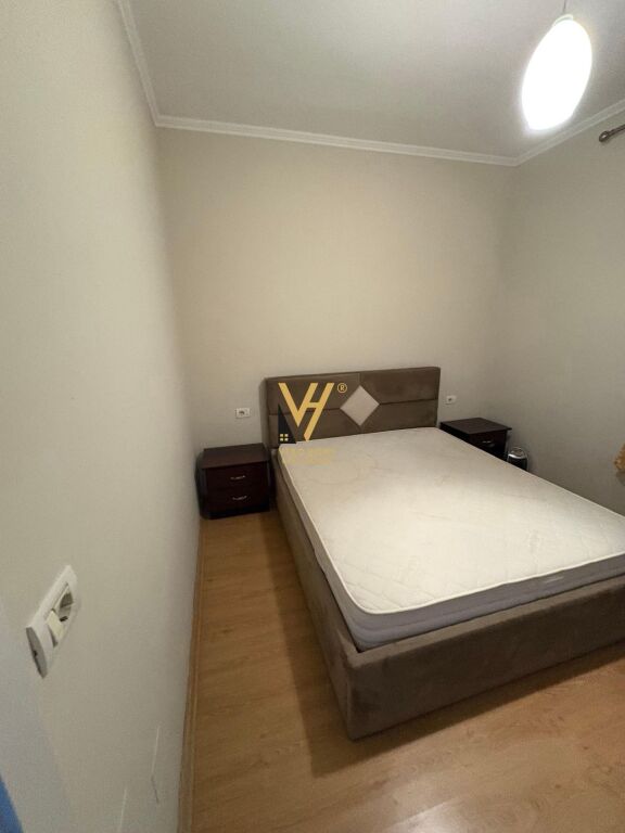 JEPET APARTAMENT 1+1+BLK ME QIRA TE ALI DEM 50.000 LEKE