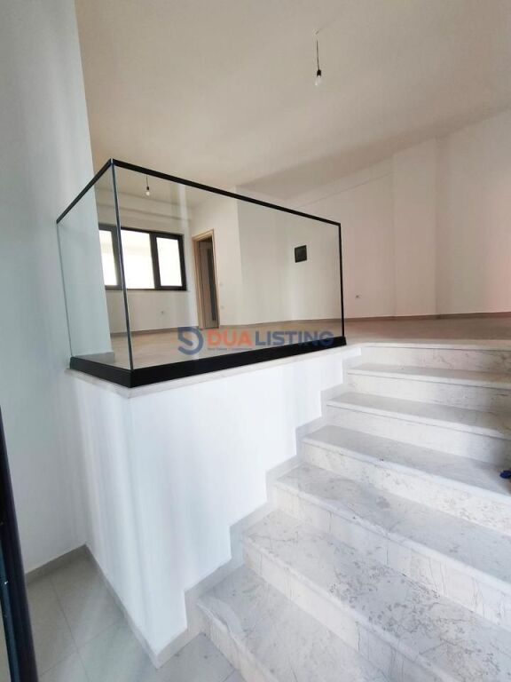 Business unit for sale at Green City Complex, Unaza e Re!