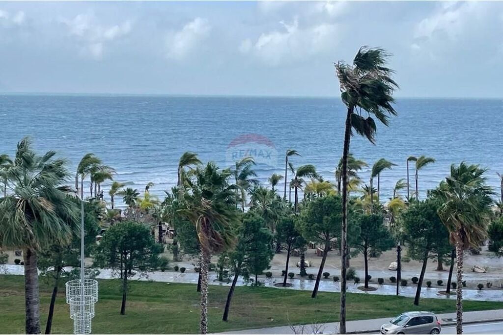 🌊🏡 APARTAMENT 2+1 PËR SHITJE – LUNGOMARE, VLORË