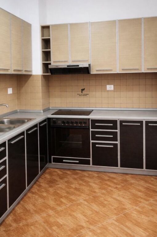 ZYRE ME QERA 70 M2 ASTIR 40.000 LEKE