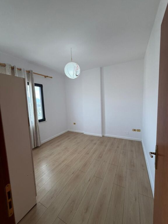 Qera: Apartament 2+1  Kati 6  📍Misto Mame -Yzberisht  Cmimi:43.000 leke