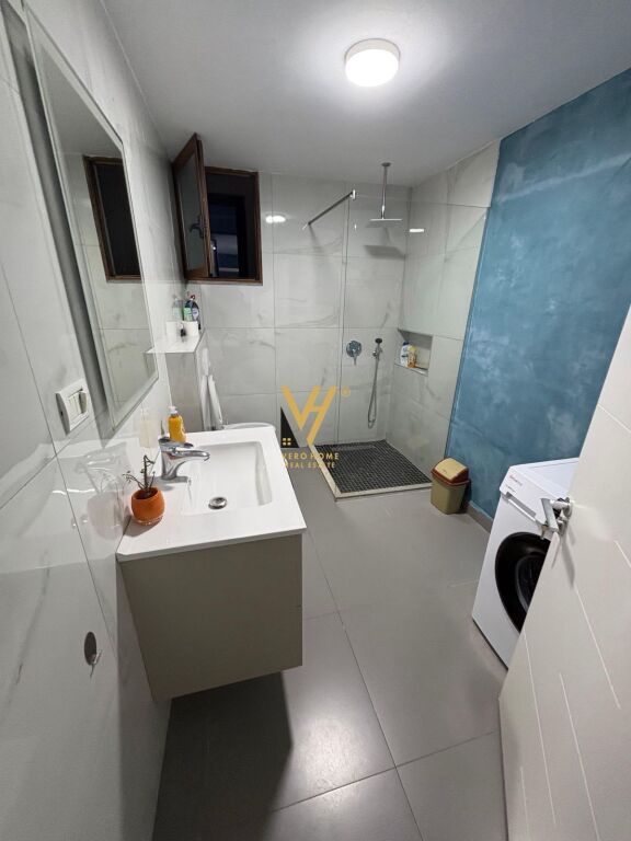 JEPET APARTAMENT 1+1+BLK ME QIRA TE ALI DEM 50.000 LEKE