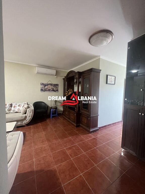 Appartamento 3+1 presso Komuna e Parisit vicino al Complesso "Kika 1" a Tirana (ID 4231352)