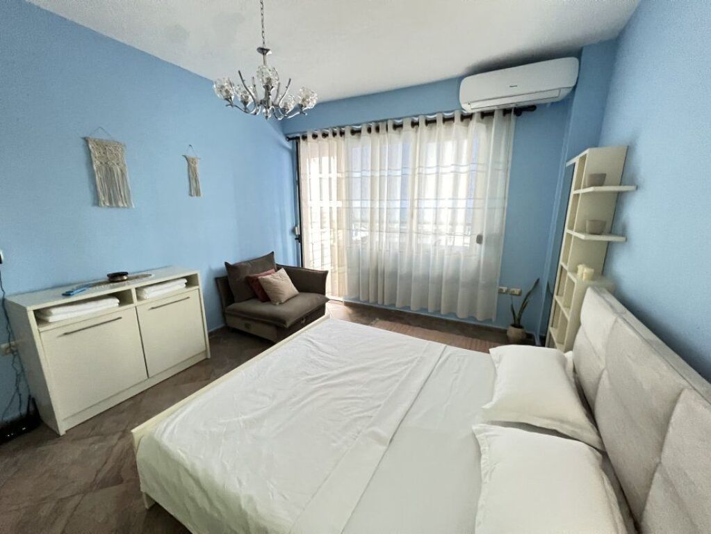 Jepet me qira apartament 2+1