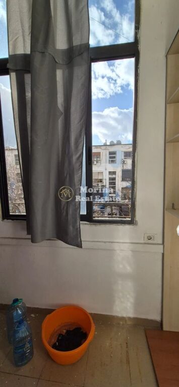 Shitje | Apartament 2 + 1 | Rruga Bardhyl | 128000 €
