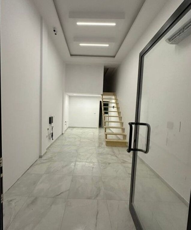 Commercial Space 25 m2 For Rent, Egnatia Laprake Street