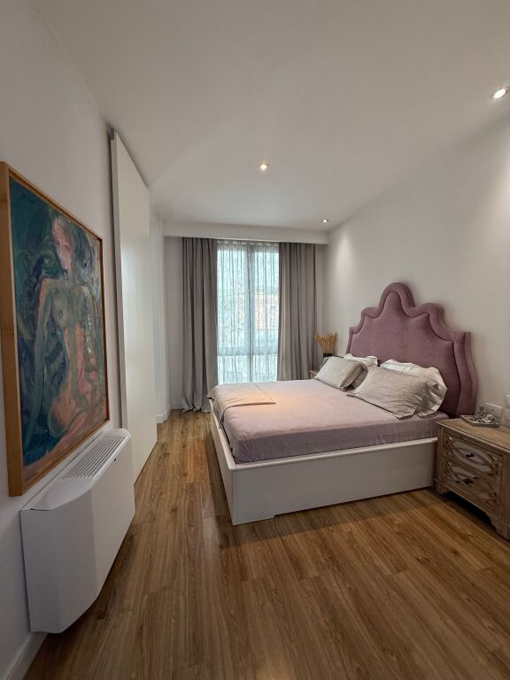 🏠IN AFFITTO Super Appartamento 2+1+2+balcone 📍Park Gate, Via Elbasan 🏢Edificio nuovo, ben gestito 🛋️Arredamento moderno✨  💶 Prezzo: 1500€   